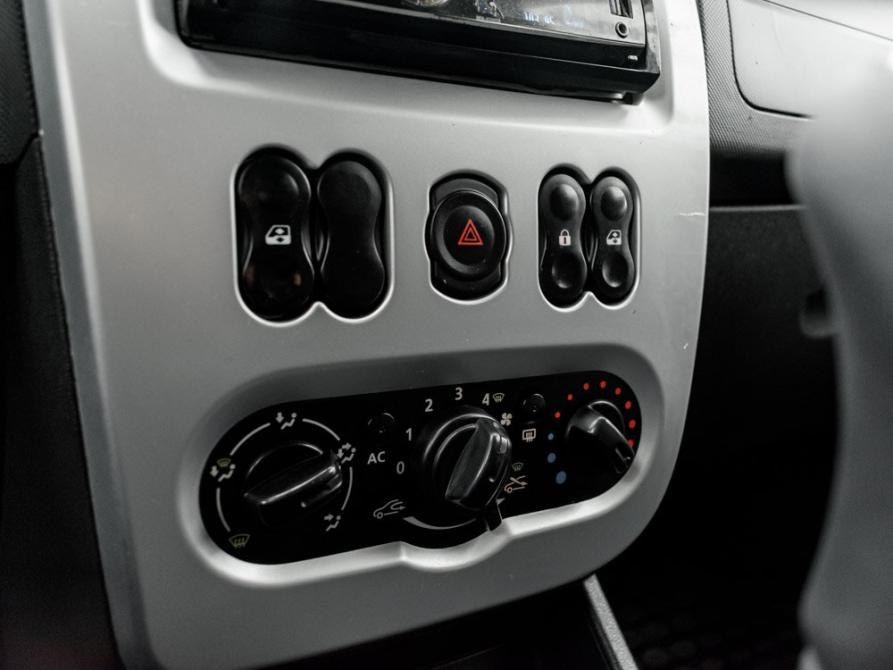Renault Sandero I Екатеринбург  - изображение 15