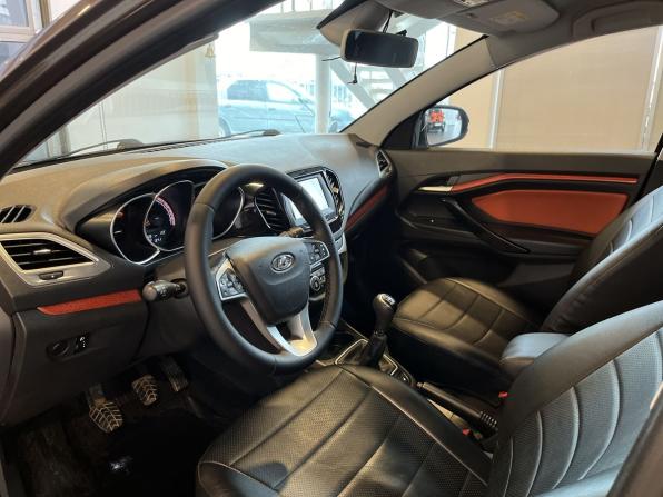 Lada (ВАЗ) Vesta I с пробегом 2019 года, цена 1 096 000 рублей, 107335 км, универсал, Автокод Объявления