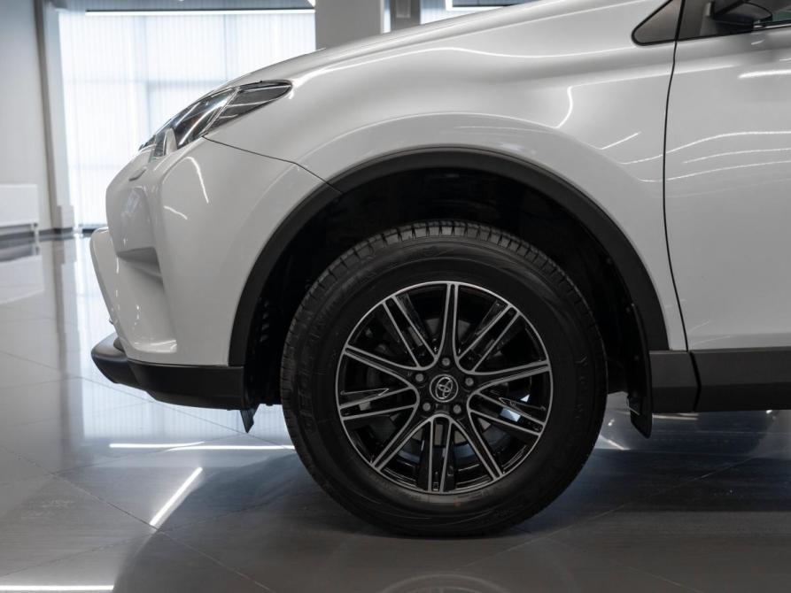 Toyota RAV4 IV (XA40) Рестайлинг Москва  - изображение 18