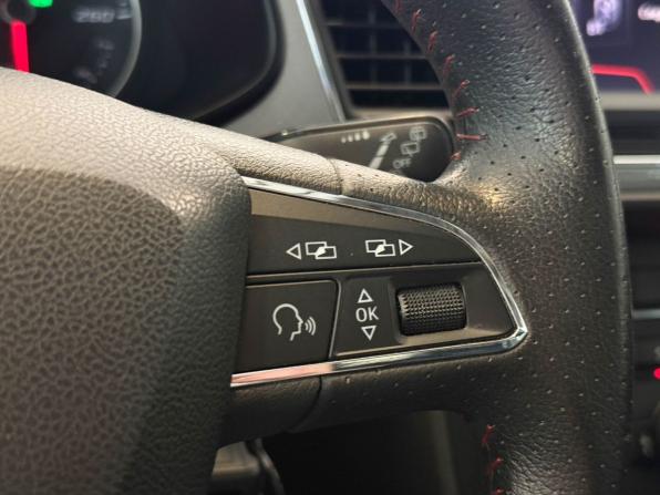 SEAT Leon III с пробегом 2014 года, цена 1 597 000 рублей, 188017 км, хэтчбек, Автокод Объявления