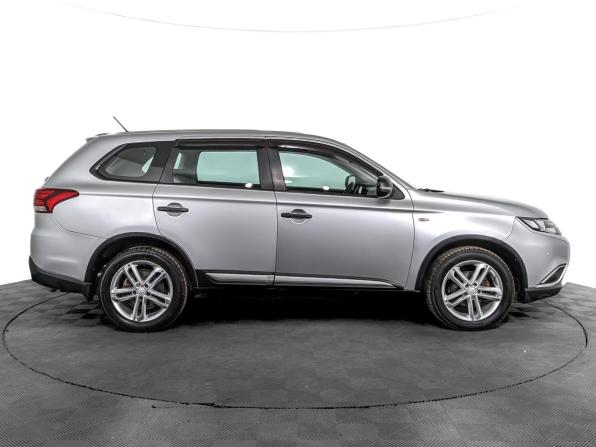 Mitsubishi Outlander III Рестайлинг 2 с пробегом 2016 года, цена 1 790 000 рублей, 90640 км, внедорожник, Автокод Объявления