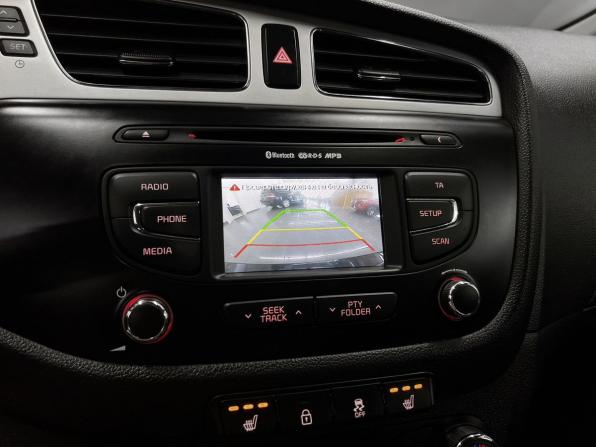 Kia Ceed II с пробегом 2014 года, цена 1 325 000 рублей, 111055 км, хэтчбек, Автокод Объявления