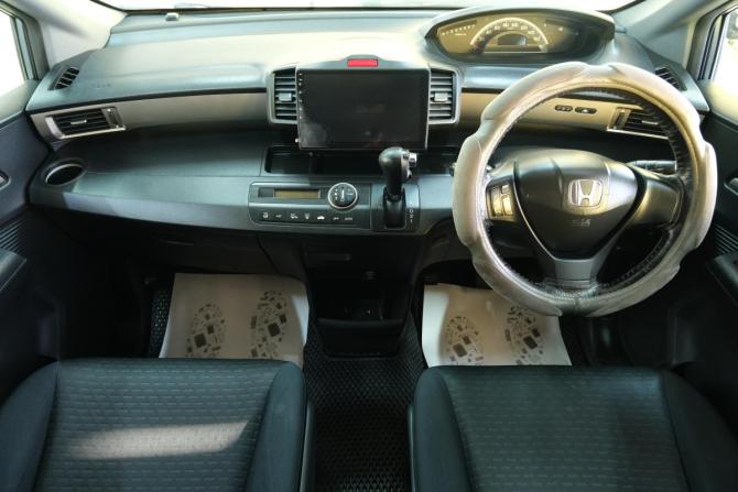 Honda Freed I с пробегом 2011 года, цена 1 249 000 рублей, 185000 км, компактвэн, Автокод Объявления