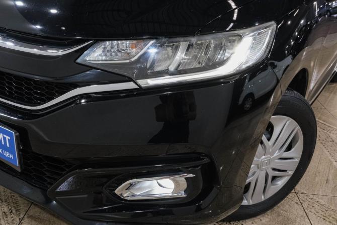 Honda Fit III Рестайлинг с пробегом 2019 года, цена 1 289 000 рублей, 63000 км, хэтчбек, Автокод Объявления