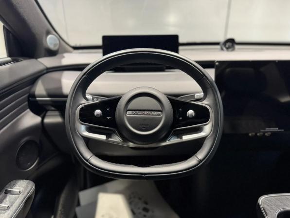 Exeed Exlantix ET с пробегом 2025 года, цена 4 995 000 рублей, 17593 км, внедорожник, Автокод Объявления