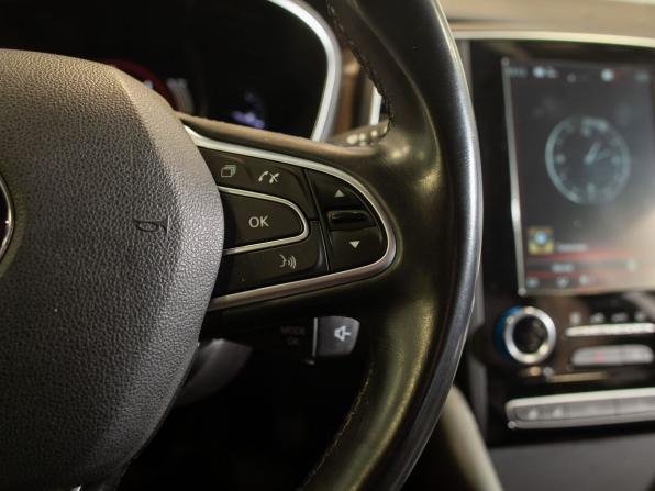 Renault Talisman I с пробегом 2018 года, цена 1 450 000 рублей, 269653 км, универсал, Автокод Объявления