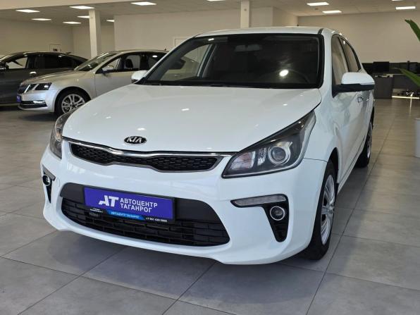Kia Rio IV с пробегом 2018 года, цена 1 540 000 рублей, 49900 км, седан, Автокод Объявления
