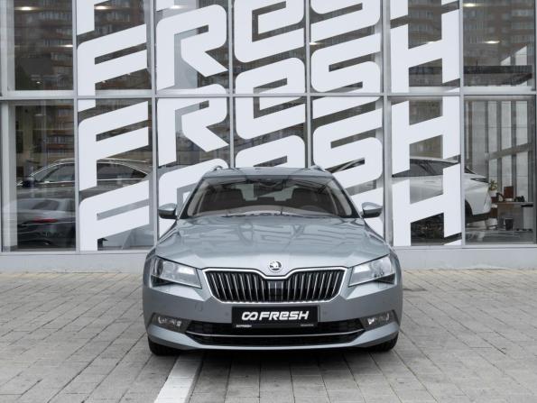 Skoda Superb III с пробегом 2016 года, цена 1 960 000 рублей, 221371 км, универсал, Автокод Объявления