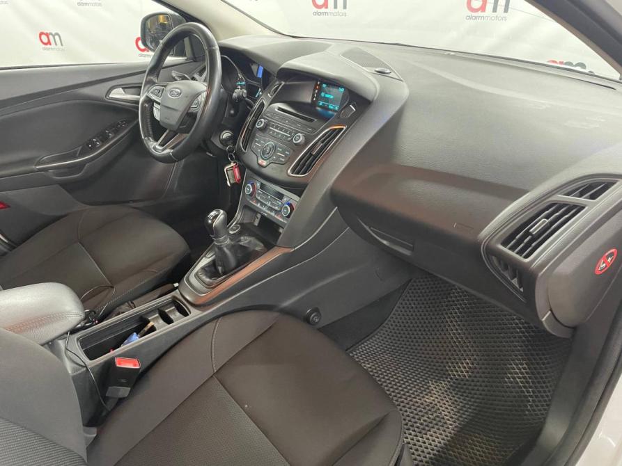 Ford Focus III Рестайлинг Санкт-Петербург  - изображение 12