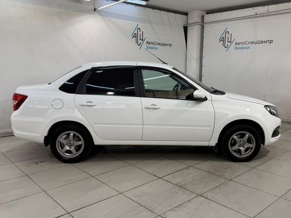 Lada (ВАЗ) Granta I Рестайлинг с пробегом 2022 года, цена 799 800 рублей, 22000 км, седан, Автокод Объявления