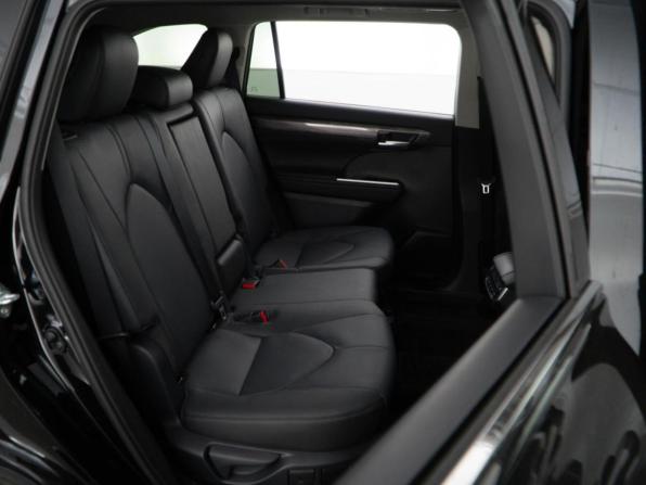 Toyota Highlander IV (XU70) с пробегом 2026 года, цена 5 494 434 рубля, 140 км, внедорожник, Автокод Объявления