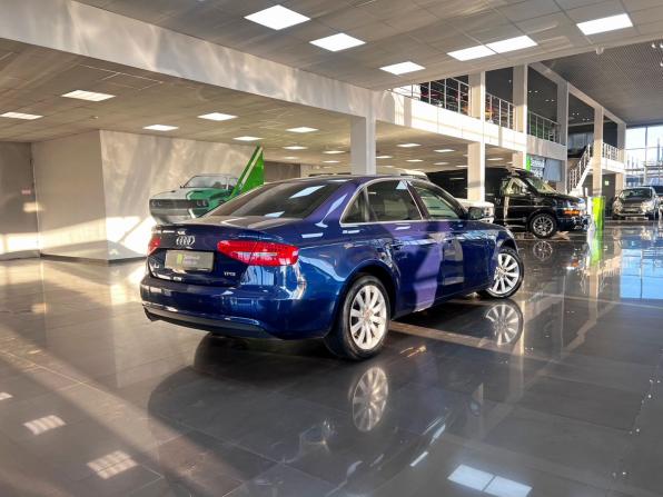 Audi A4 IV (B8) Рестайлинг с пробегом 2015 года, цена 1 150 000 рублей, 288058 км, седан, Автокод Объявления