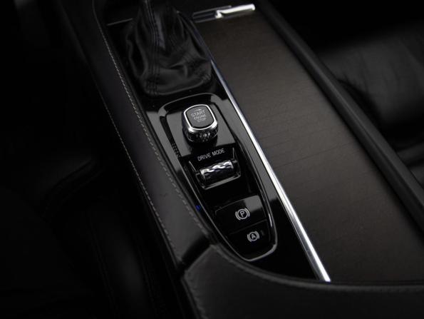 Volvo V90 Cross Country I с пробегом 2019 года, цена 3 350 000 рублей, 99661 км, универсал, Автокод Объявления