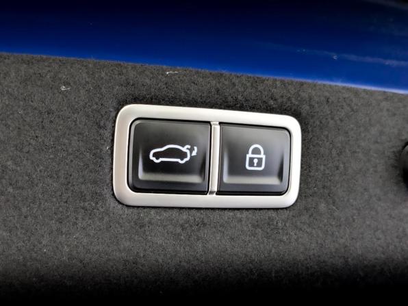 Genesis G70 I Рестайлинг с пробегом 2022 года, цена 4 000 000 рублей, 68610 км, седан, Автокод Объявления