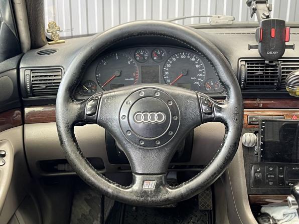 Audi A4 I (B5) Рестайлинг с пробегом 2000 года, цена 243 000 рублей, 345000 км, седан, Автокод Объявления