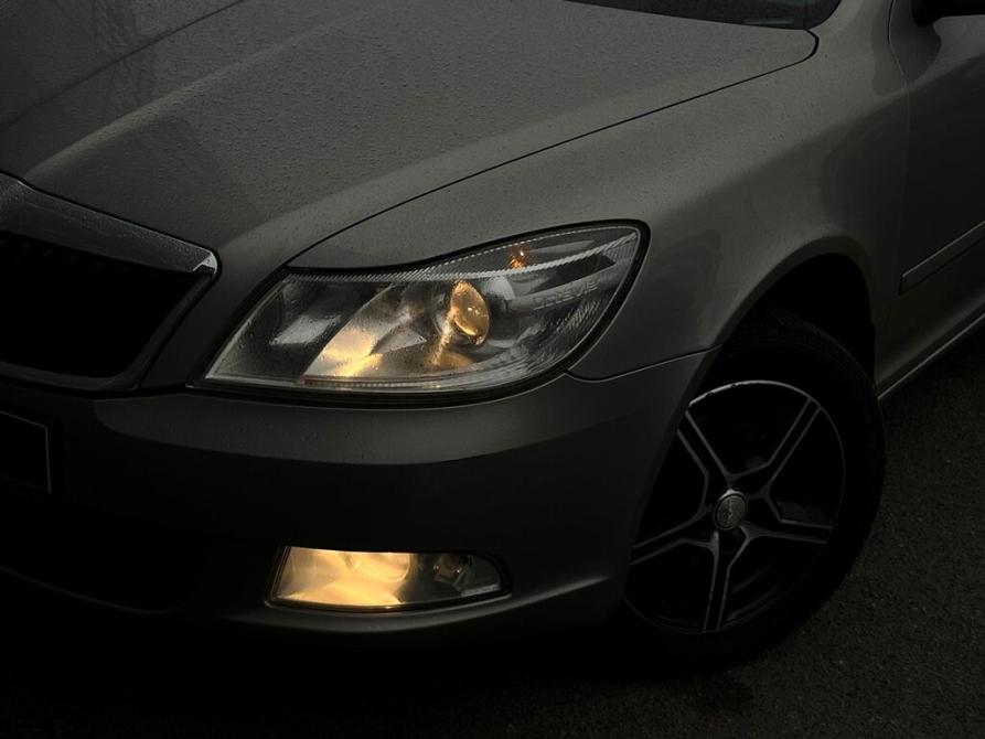 Skoda Octavia II (A5) Рестайлинг Санкт-Петербург  - изображение 23
