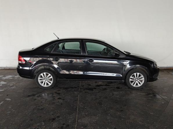 Volkswagen Polo V с пробегом 2013 года, цена 915 000 рублей, 22500 км, седан, Автокод Объявления