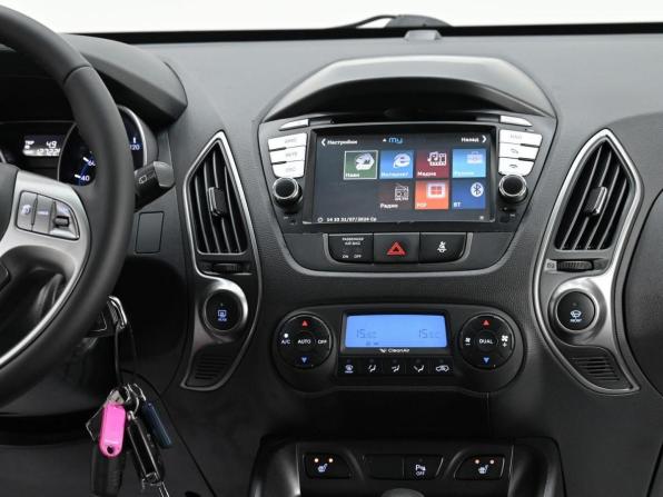 Hyundai ix35 I Рестайлинг с пробегом 2014 года, цена 935 000 рублей, 125141 км, внедорожник, Автокод Объявления