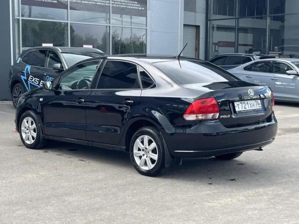 Volkswagen Polo V с пробегом 2013 года, цена 898 000 рублей, 134200 км, седан, Автокод Объявления