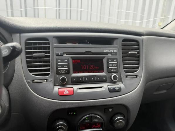 Kia Rio II Рестайлинг с пробегом 2011 года, цена 575 000 рублей, 223873 км, седан, Автокод Объявления