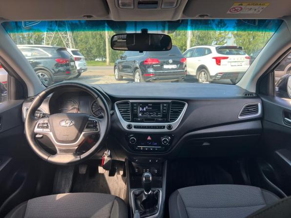 Hyundai Solaris II с пробегом 2018 года, цена 1 239 300 рублей, 122307 км, седан, Автокод Объявления