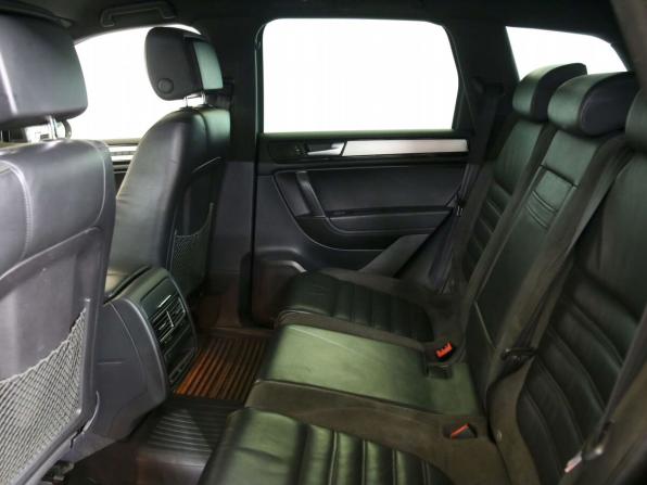 Volkswagen Touareg II с пробегом 2011 года, цена 1 990 000 рублей, 197471 км, внедорожник, Автокод Объявления
