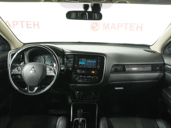 Mitsubishi Outlander III Рестайлинг 2 с пробегом 2017 года, цена 1 798 000 рублей, 190313 км, внедорожник, Автокод Объявления
