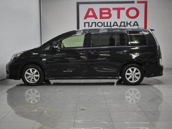 Toyota ISis I Рестайлинг с пробегом 2012 года, цена 1 479 000 рублей, 169017 км, минивэн, Автокод Объявления