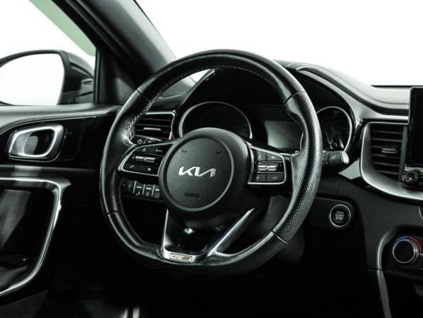 Kia Ceed III Рестайлинг с пробегом 2021 года, цена 2 249 585 рублей, 46000 км, универсал, Автокод Объявления