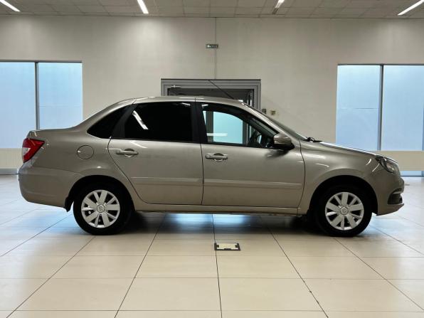 Lada (ВАЗ) Granta I Рестайлинг с пробегом 2020 года, цена 900 000 рублей, 50000 км, седан, Автокод Объявления
