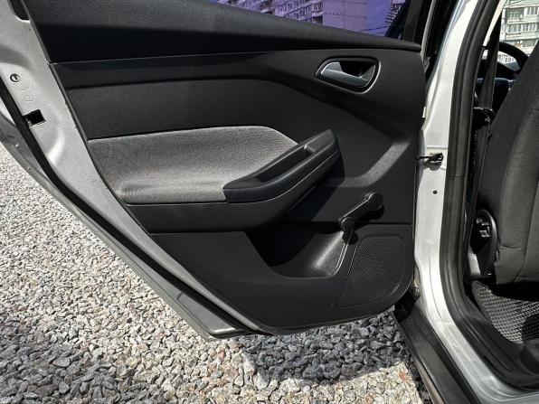 Ford Focus III с пробегом 2011 года, цена 665 000 рублей, 180437 км, хэтчбек, Автокод Объявления