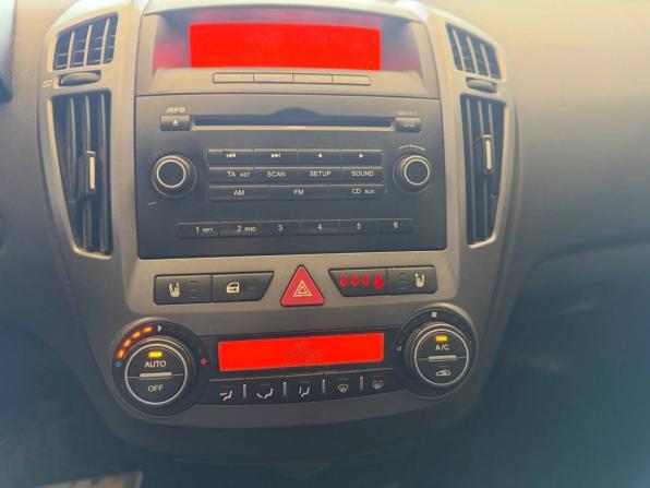 Kia Ceed I с пробегом 2008 года, цена 503 600 рублей, 175356 км, хэтчбек, Автокод Объявления