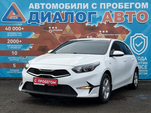 Kia Ceed III Рестайлинг с пробегом 2022 года, цена 2 200 000 рублей, 67800 км, хэтчбек, Автокод Объявления