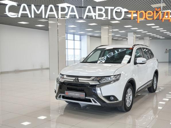 Mitsubishi Outlander III Рестайлинг 3 с пробегом 2021 года, цена 2 450 000 рублей, 96204 км, внедорожник, Автокод Объявления