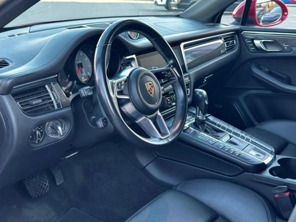 Porsche Macan I Рестайлинг с пробегом 2019 года, цена 5 700 000 рублей, 54554 км, внедорожник, Автокод Объявления