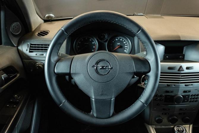 Opel Astra H Рестайлинг с пробегом 2011 года, цена 519 000 рублей, 241523 км, хэтчбек, Автокод Объявления