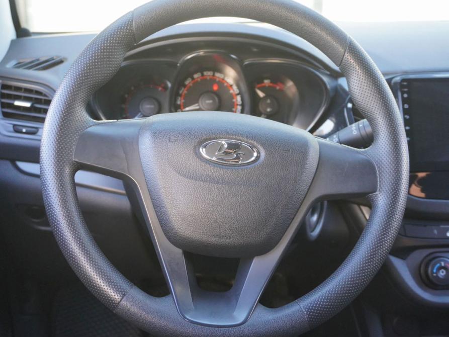 Lada (ВАЗ) Vesta I Москва  - изображение 14