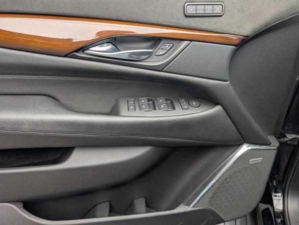Cadillac Escalade IV с пробегом 2019 года, цена 5 397 000 рублей, 91225 км, внедорожник, Автокод Объявления