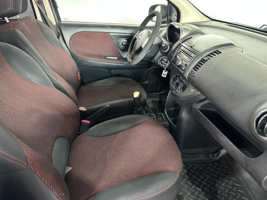 Nissan Note I Москва  - изображение 9