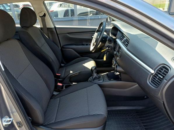 Kia Rio IV с пробегом 2018 года, цена 1 389 000 рублей, 41595 км, хэтчбек, Автокод Объявления