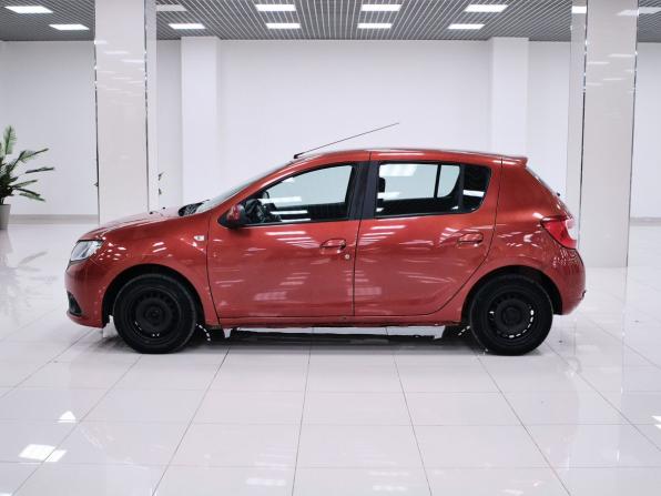 Renault Sandero II с пробегом 2014 года, цена 449 000 рублей, 213026 км, хэтчбек, Автокод Объявления
