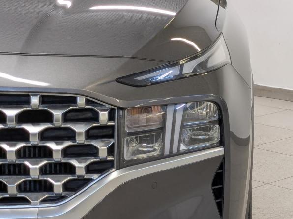Hyundai Santa Fe IV Рестайлинг с пробегом 2022 года, цена 3 750 000 рублей, 49170 км, внедорожник, Автокод Объявления