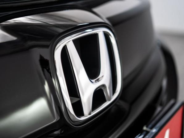 Honda Vezel I Рестайлинг с пробегом 2020 года, цена 2 100 000 рублей, 52550 км, внедорожник, Автокод Объявления