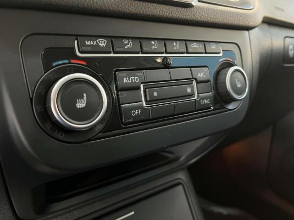 Volkswagen Tiguan I Рестайлинг с пробегом 2013 года, цена 981 347 рублей, 203000 км, внедорожник, Автокод Объявления
