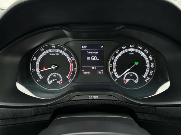 Skoda Karoq I с пробегом 2021 года, цена 2 290 000 рублей, 105900 км, внедорожник, Автокод Объявления