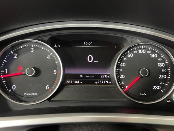 Volkswagen Touareg II Рестайлинг с пробегом 2015 года, цена 2 365 000 рублей, 267100 км, внедорожник, Автокод Объявления