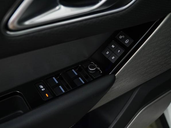 Land Rover Range Rover Velar I с пробегом 2020 года, цена 5 877 077 рублей, 54999 км, внедорожник, Автокод Объявления