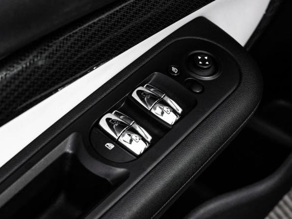 Mini Clubman II Рестайлинг с пробегом 2019 года, цена 2 799 000 рублей, 130415 км, универсал, Автокод Объявления