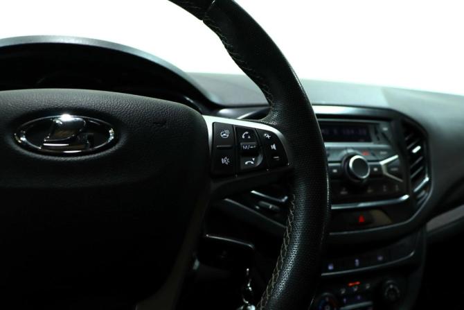 Lada (ВАЗ) Vesta I с пробегом 2021 года, цена 1 195 000 рублей, 73546 км, универсал, Автокод Объявления