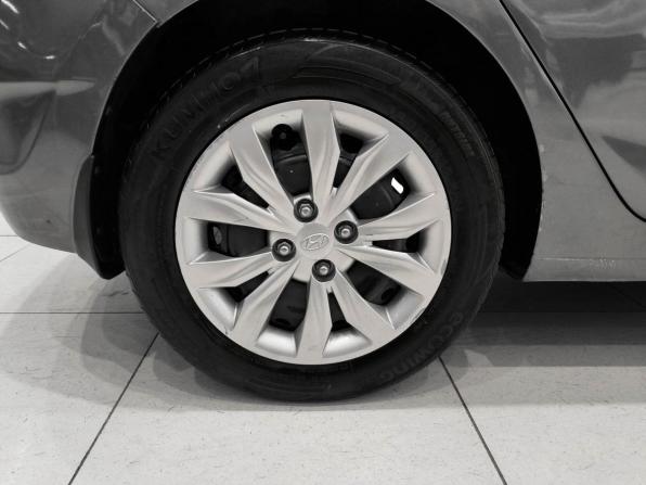 Hyundai Solaris I с пробегом 2011 года, цена 530 000 рублей, 240500 км, хэтчбек, Автокод Объявления
